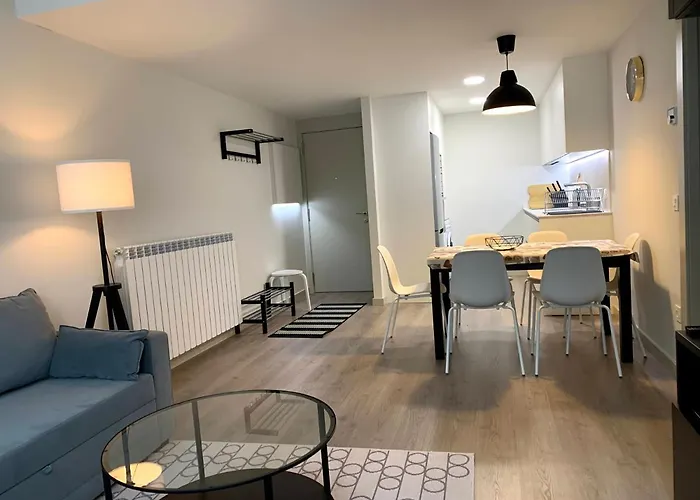 Bpirineos-salenques 公寓 *